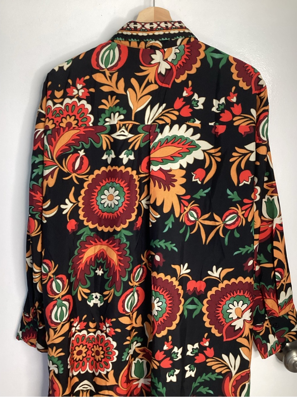 Floral Printed Long Dress in Black and Multicolor 1X - Picture 8 of 12